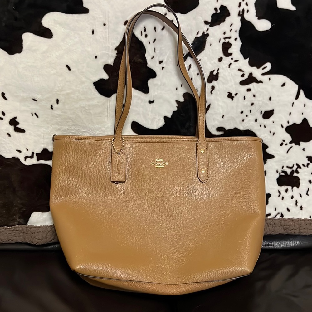Light Brown Coach Leather Tote Bag
